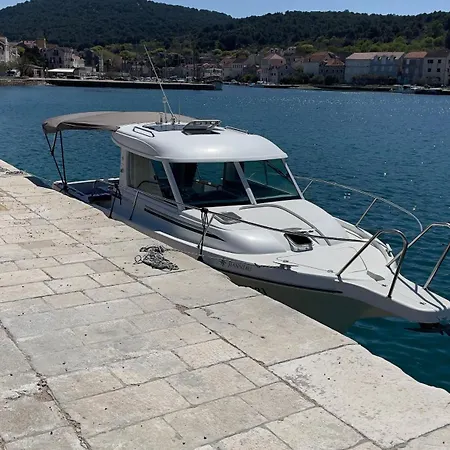 Botel Lorena Private Boat Tour *