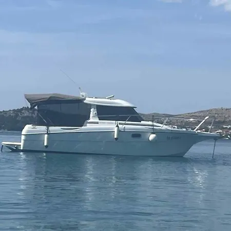 Lorena Private Boat Tour *