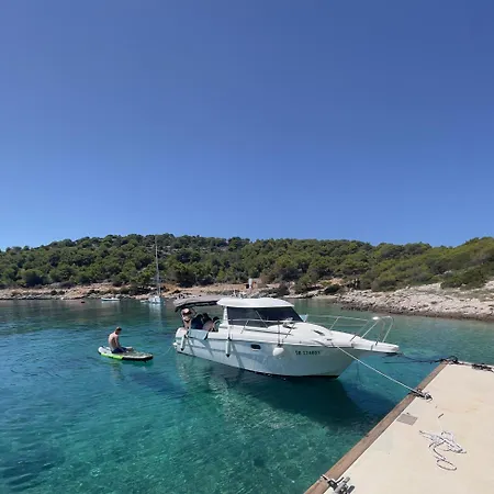 Lorena Private Boat Tour
